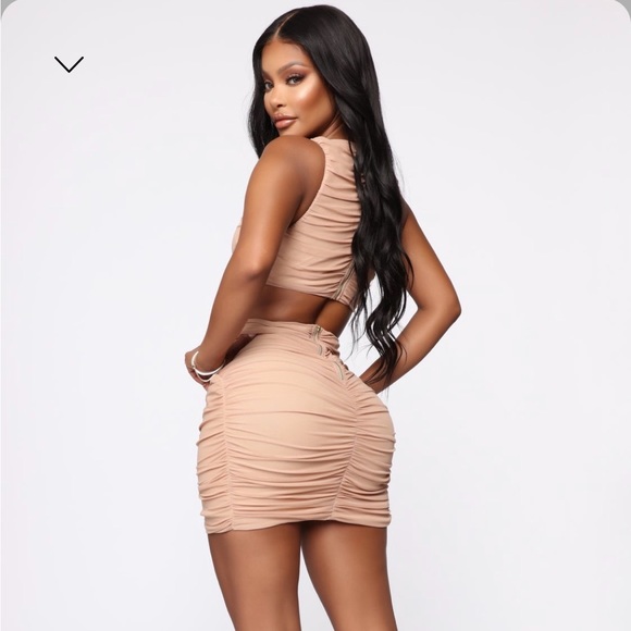 FASHION NOVA Brand New Never Worn Ruched Taupe Mini Dress - Picture 2 of 4